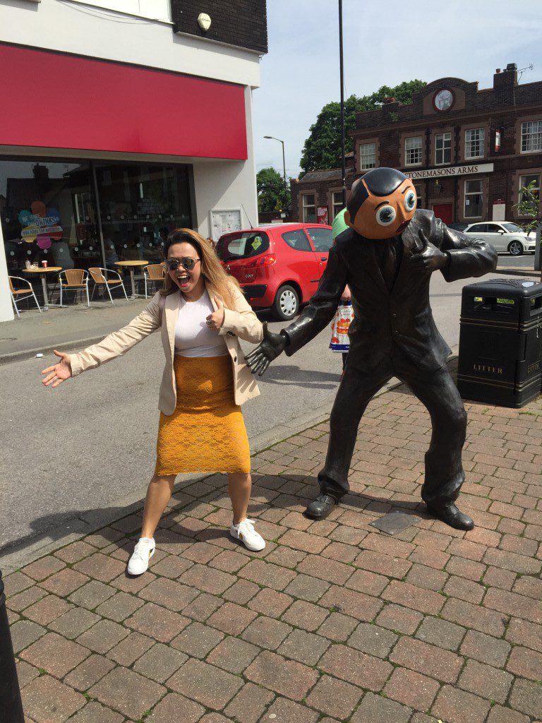 Frank Sidebottom Statue